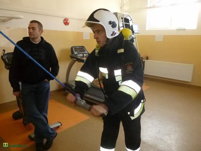 Test w komorze dymnej dla strażaków z Kadzidła [ZDJĘCIA] - zdjęcie #36 - eOstroleka.pl