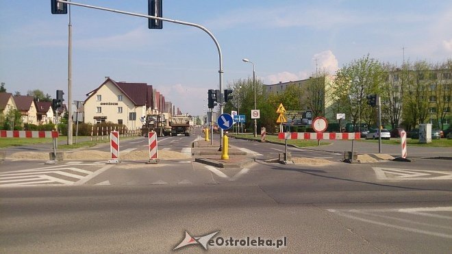 Ulica Sikorskiego częściowo zablokowana. Przygotowano objazdy [23.04.2014] - zdjęcie #2 - eOstroleka.pl