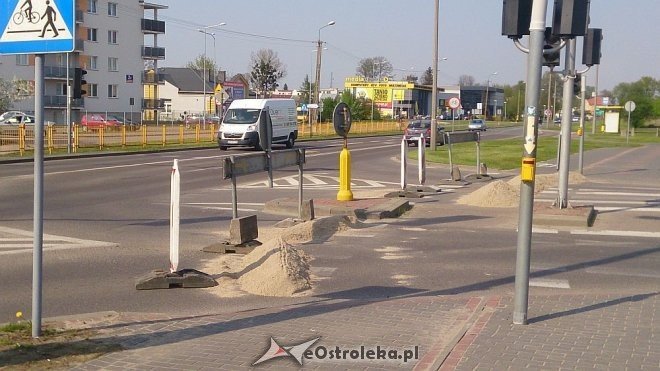 Ulica Sikorskiego częściowo zablokowana. Przygotowano objazdy [23.04.2014] - zdjęcie #6 - eOstroleka.pl