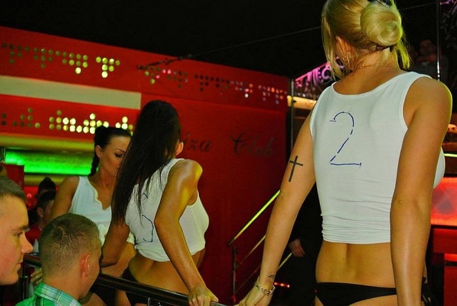Wybory Miss Mokrego Podkoszulka w Clubie Ibiza [21.04.2014] - zdjęcie #5 - eOstroleka.pl