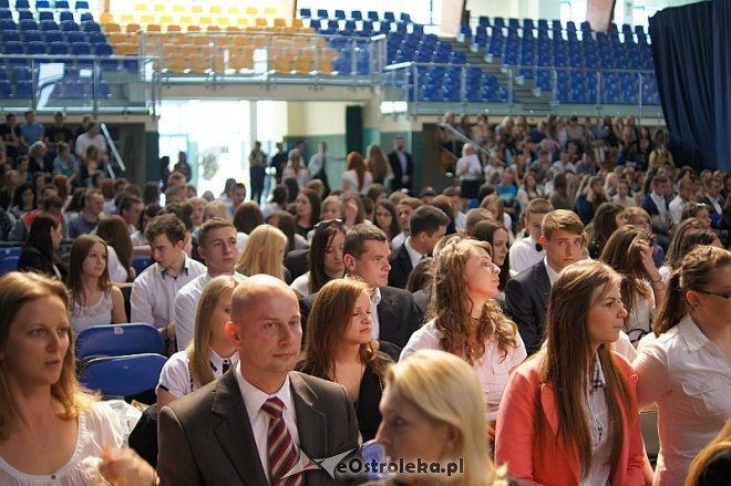 Klasy maturalne z ZSZ nr 4 zakończyły rok szkolny [25.04.2014] - zdjęcie #9 - eOstroleka.pl