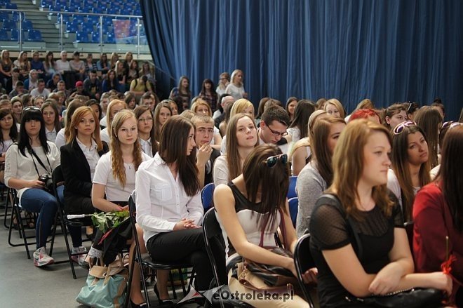 Klasy maturalne z ZSZ nr 4 zakończyły rok szkolny [25.04.2014] - zdjęcie #21 - eOstroleka.pl