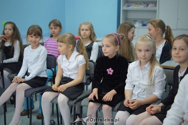 „Pierwszy Krok w Poezję” – eliminacje szkolne w SP nr 10 [07.05.2014] - zdjęcie #2 - eOstroleka.pl