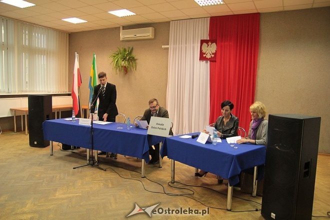 Spotkanie sprawozdawcze Rady Osiedla Dzieci Polskich [16.05.2014] - zdjęcie #7 - eOstroleka.pl