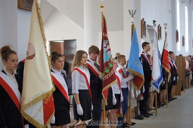 Uroczystości w Szkole Podstawowej nr 10 [19.05.2014] - zdjęcie #14 - eOstroleka.pl