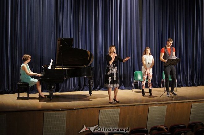 „Przygoda z piosenką” – koncert dla dzieci z cyklu Spotkań z muzyką [ZDJĘCIA] - zdjęcie #7 - eOstroleka.pl