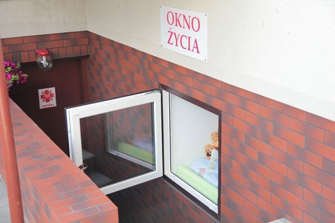 Ostrołęckie Okno Życia otwarte [31.05.2014] - zdjęcie #6 - eOstroleka.pl