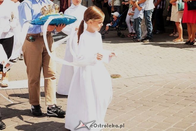 Procesja Bożego Ciała w sanktuarium pw. św Antoniego Padewskiego [19.06.2014] - zdjęcie #16 - eOstroleka.pl