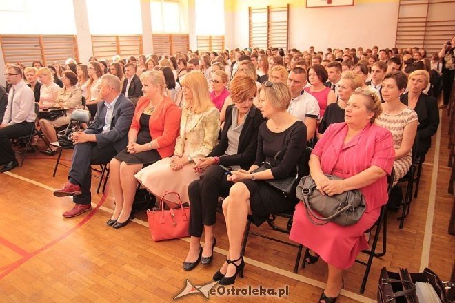 Zakończenie roku szkolnego w II LO [27.06.2014] - zdjęcie #2 - eOstroleka.pl
