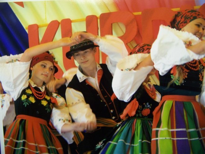 30-lecie Zespołu Tańca Ludowego Ostrołęka. Wystawa fotografii [29.06.2014] - zdjęcie #17 - eOstroleka.pl