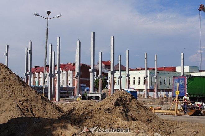 Budowa hali targowej [23.07.2014] - zdjęcie #9 - eOstroleka.pl