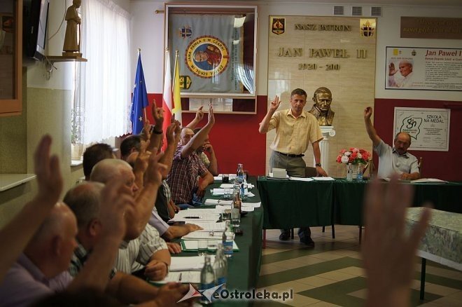 Sesja rady gminy Czarnia [24.07.2014] - zdjęcie #37 - eOstroleka.pl