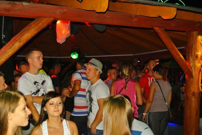 Hawajska Noc w klubie Ibiza Zalesie[26.07.2014] - zdjęcie #20 - eOstroleka.pl