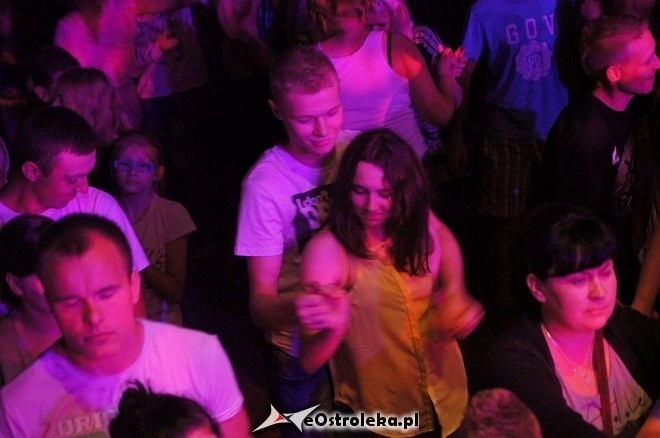 Maxx Dance gwiazdą kolejnej „Nocy z gwiazdami pod gwiazdami” w Szarłacie [27.07.2014] - zdjęcie #56 - eOstroleka.pl