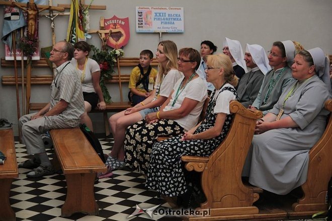 Piesza ełcka pielgrzymka na Jasną Górę zawitała do Ostrołęki [31.07.2014] - zdjęcie #8 - eOstroleka.pl
