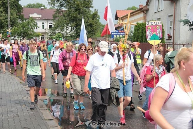 Piesza ełcka pielgrzymka na Jasną Górę zawitała do Ostrołęki [31.07.2014] - zdjęcie #52 - eOstroleka.pl