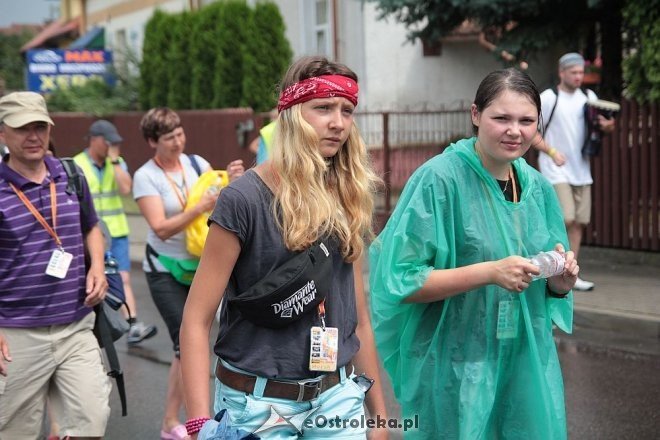 Piesza ełcka pielgrzymka na Jasną Górę zawitała do Ostrołęki [31.07.2014] - zdjęcie #56 - eOstroleka.pl