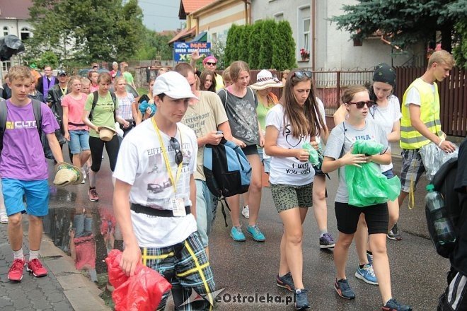 Piesza ełcka pielgrzymka na Jasną Górę zawitała do Ostrołęki [31.07.2014] - zdjęcie #65 - eOstroleka.pl