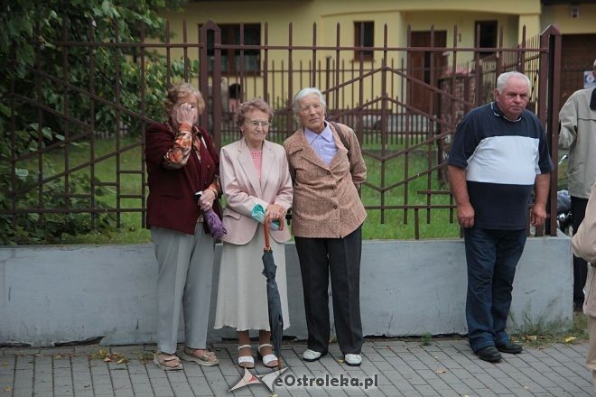 Ostrołęccy pielgrzymi wyruszyli na Jasną Górę [01.08.2014] - zdjęcie #7 - eOstroleka.pl