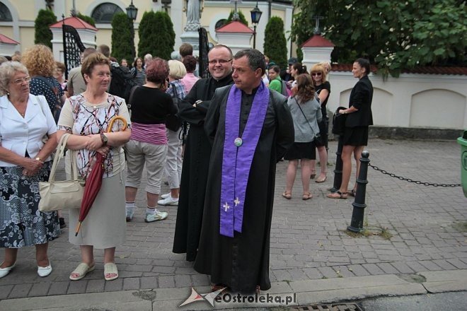 Ostrołęccy pielgrzymi wyruszyli na Jasną Górę [01.08.2014] - zdjęcie #8 - eOstroleka.pl