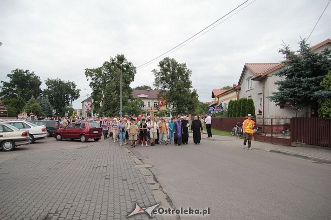 Ostrołęccy pielgrzymi wyruszyli na Jasną Górę [01.08.2014] - zdjęcie #15 - eOstroleka.pl