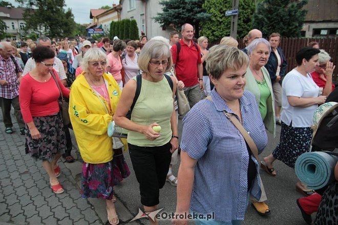 Ostrołęccy pielgrzymi wyruszyli na Jasną Górę [01.08.2014] - zdjęcie #23 - eOstroleka.pl