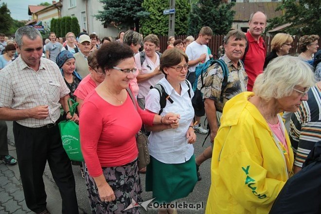 Ostrołęccy pielgrzymi wyruszyli na Jasną Górę [01.08.2014] - zdjęcie #25 - eOstroleka.pl