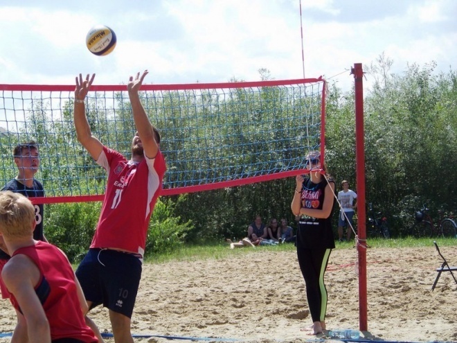 VI Otwarty Turniej Plażowej Piłki Siatkowej Mikstów (09.08.2014) - zdjęcie #6 - eOstroleka.pl