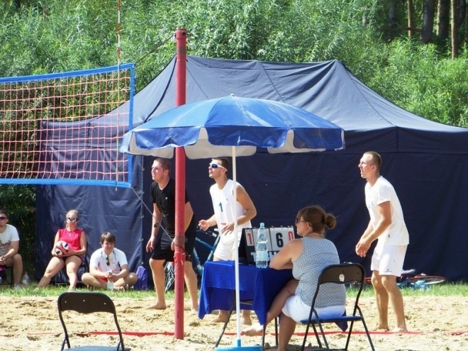 VI Otwarty Turniej Plażowej Piłki Siatkowej Mikstów (09.08.2014) - zdjęcie #19 - eOstroleka.pl
