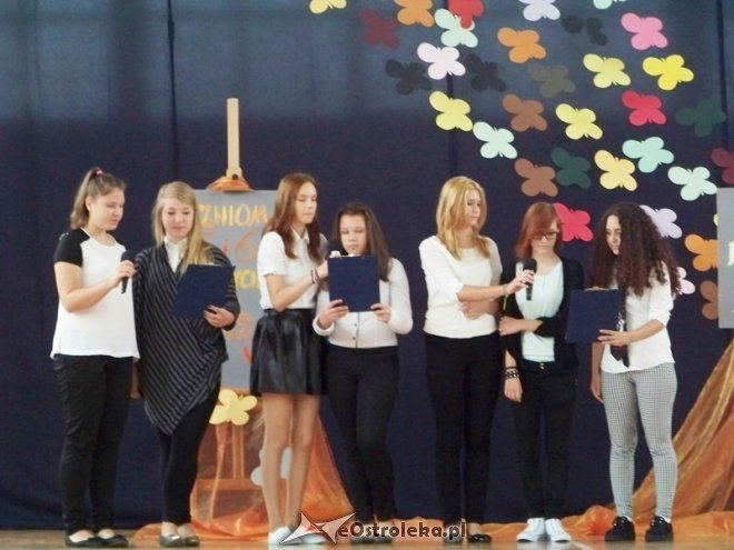 Rozpoczęcie roku szkolnego 2014/15 - Gimnazjum nr 1 i Gimnazjum nr 2 w Ostrołęce (01.09.2014) - zdjęcie #14 - eOstroleka.pl