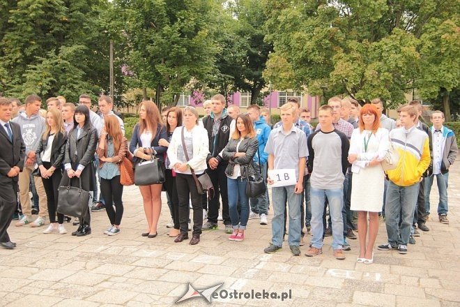 Ostrołęka: Uroczyste rozpoczęcie roku szkolnego w ZSZ nr 2 [01.09.2014] - zdjęcie #6 - eOstroleka.pl