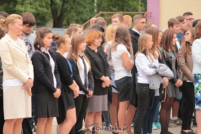 Ostrołęka: Uroczyste rozpoczęcie roku szkolnego w ZSZ nr 2 [01.09.2014] - zdjęcie #31 - eOstroleka.pl