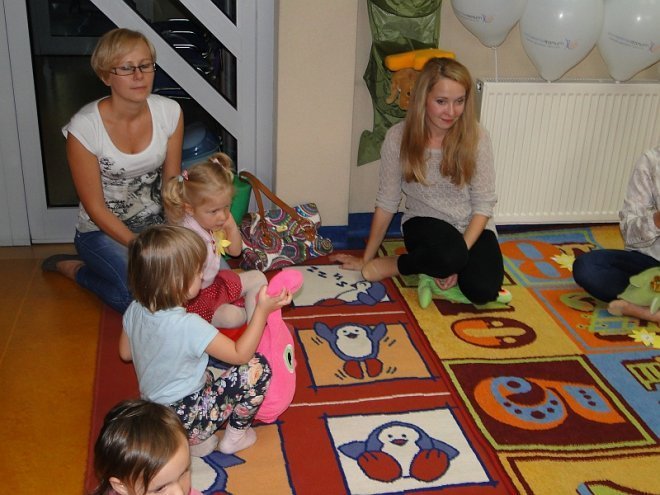 Zobacz jak wygląda lekcja pokazowa dla 3-latków w Szkole Języków Obcych Konwersatorium [10.09.2014] - zdjęcie #18 - eOstroleka.pl
