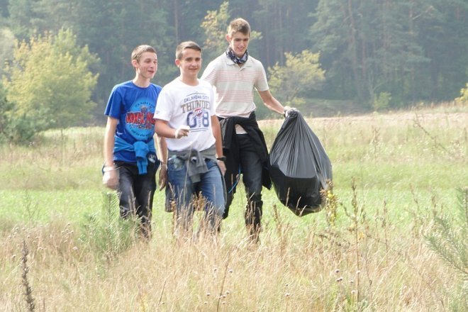 Nabałaganiliśmy, więc trzeba to posprzątać! [12.09.2014] - zdjęcie #25 - eOstroleka.pl