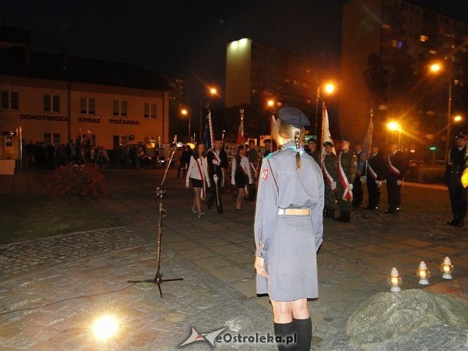Miejskie obchody 75. rocznicy zdradzieckiej napaści Związku Sowieckiego na Polskę [17.09.2014] - zdjęcie #3 - eOstroleka.pl