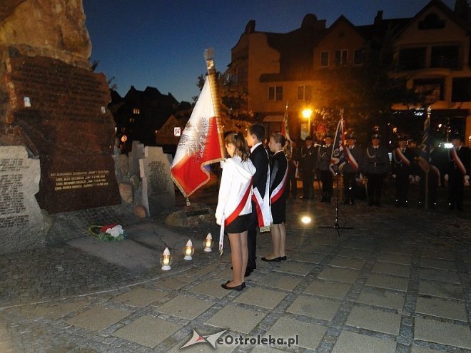 Miejskie obchody 75. rocznicy zdradzieckiej napaści Związku Sowieckiego na Polskę [17.09.2014] - zdjęcie #7 - eOstroleka.pl
