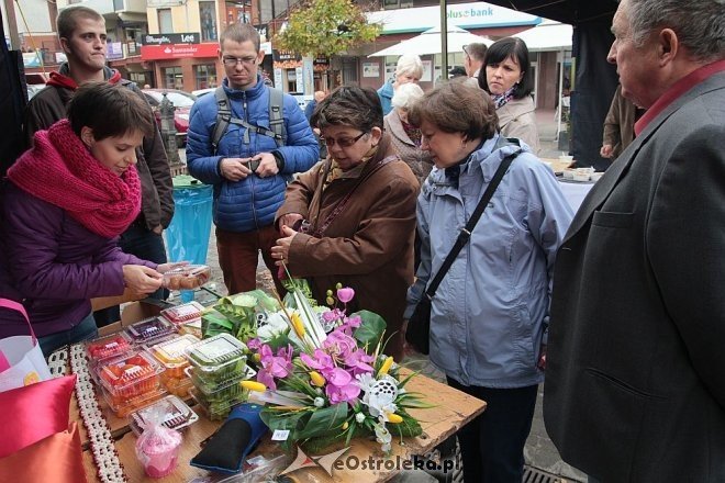 Miejskie obchody Dnia Walki z Ubóstwem [17.10.2014] - zdjęcie #6 - eOstroleka.pl