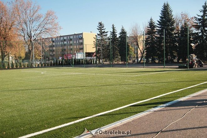 Budowa kompleksu boisk przy „metalówce” na finiszu [ZDJĘCIA] - zdjęcie #13 - eOstroleka.pl