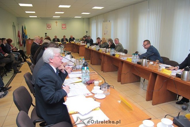 Ostrołęka: Miejscy radni przeciwni dodatkowym koncesjom na sprzedaż alkoholu [30.10.2014] - zdjęcie #22 - eOstroleka.pl