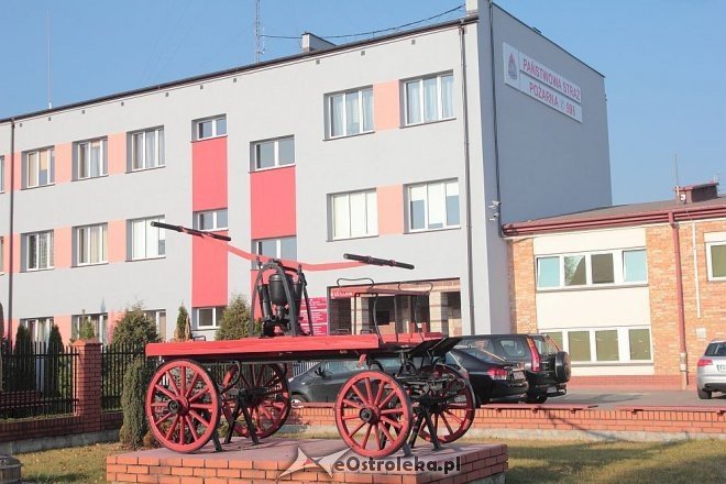Ostrołęka: Budynek ostrołęckich strażaków zyskał nowy wygląd [05.11.2014] - zdjęcie #3 - eOstroleka.pl