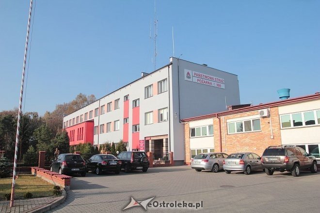 Ostrołęka: Budynek ostrołęckich strażaków zyskał nowy wygląd [05.11.2014] - zdjęcie #4 - eOstroleka.pl