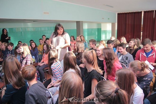 Ostrołęccy gimnazjaliści uczą się hiszpańskiego z Aldesą [05.11.2014] - zdjęcie #10 - eOstroleka.pl