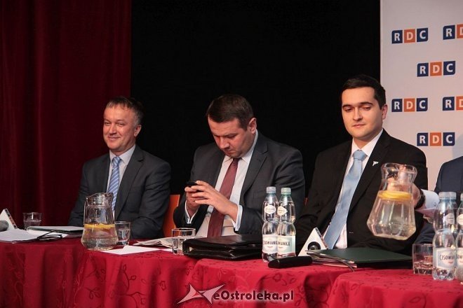 Wybory Samorządowe 2014: II debata z kandydatami na prezydenta Ostrołęki [12.11.2014] - zdjęcie #2 - eOstroleka.pl