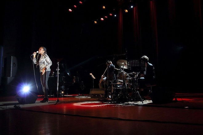 Nastroje we Dwoje: Porywający koncert Siggy Davis Ensmble [15.11.2014] - zdjęcie #18 - eOstroleka.pl