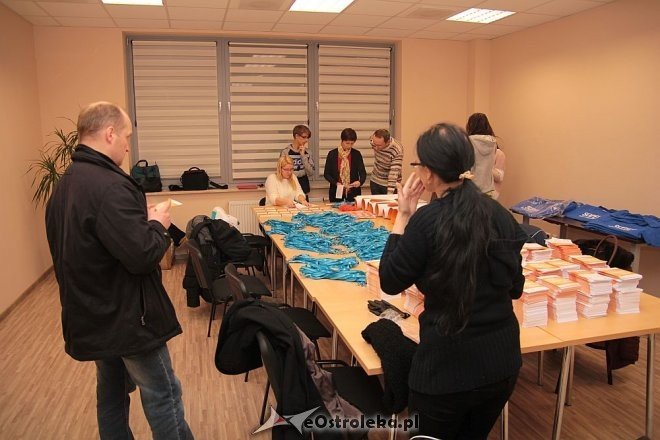 Liderzy MIS gotowi na kolejną zbiórkę żywności [26.11.2014] - zdjęcie #13 - eOstroleka.pl