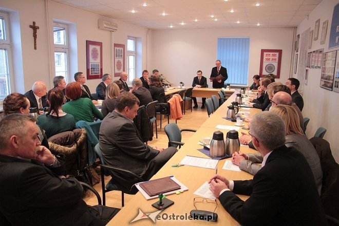 I sesja rady powiatu ostrołęckiego [28.11.2014] - zdjęcie #32 - eOstroleka.pl