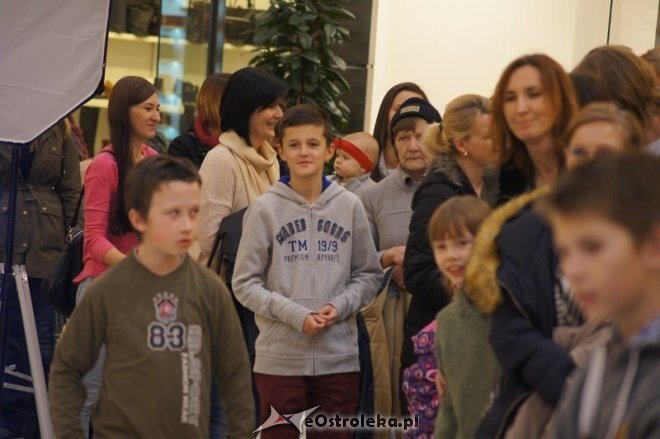 Mikołajki w Galerii Bursztynowej [07.12.2014] - zdjęcie #5 - eOstroleka.pl