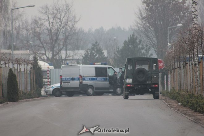 Ostrołęka: Niewybuchy przy Ostrowskiej. Ewakuowano kilkadziesiąt osób [11.12.2014] - zdjęcie #13 - eOstroleka.pl