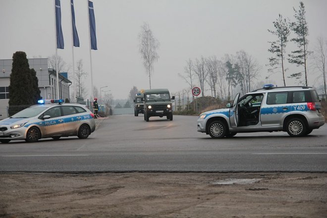 Ostrołęka: Niewybuchy przy Ostrowskiej. Ewakuowano kilkadziesiąt osób [11.12.2014] - zdjęcie #22 - eOstroleka.pl