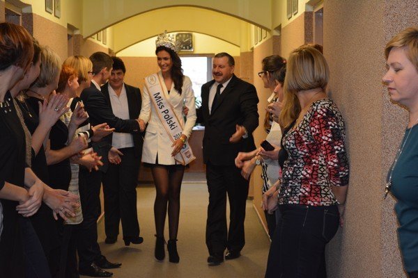 Miss Polski odwiedziła Urząd Gminy Łyse - zdjęcie #5 - eOstroleka.pl